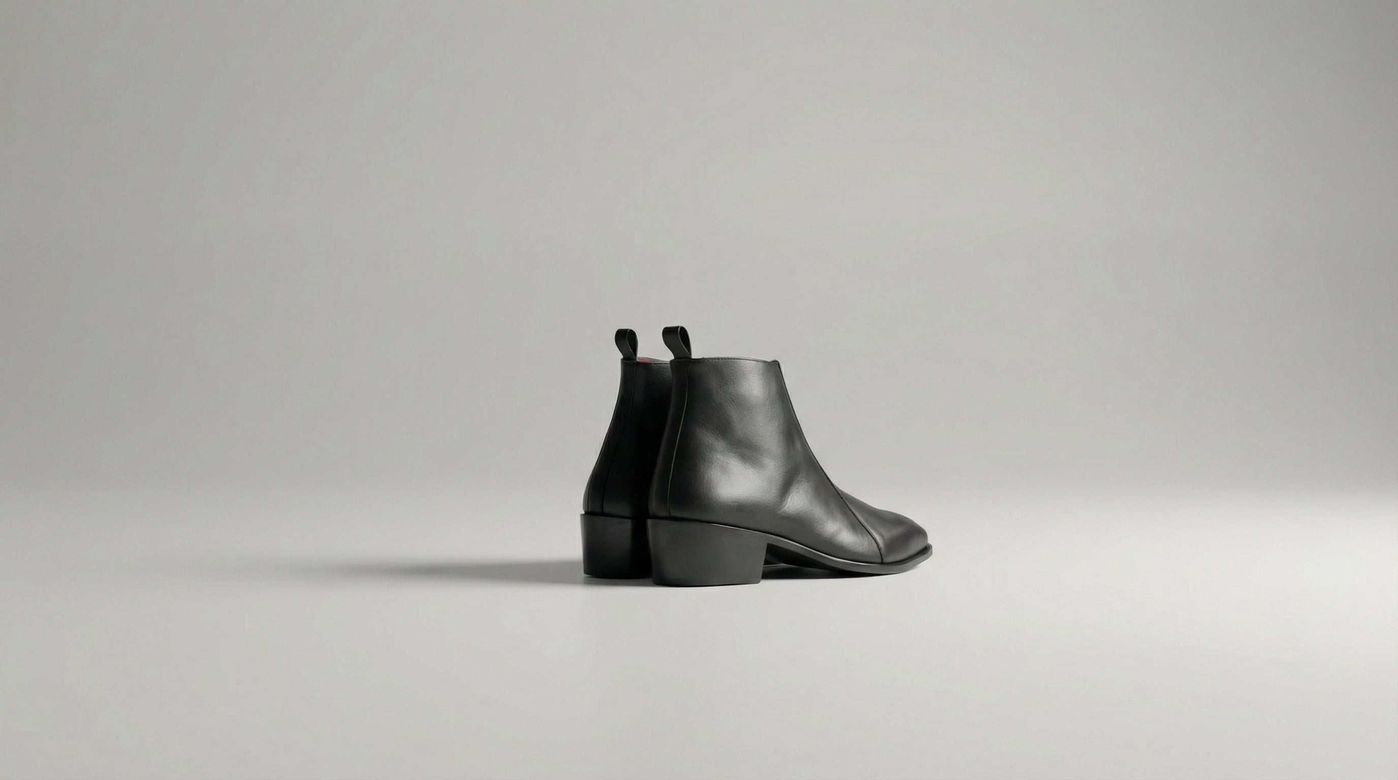 Black Leather Chelsea boot