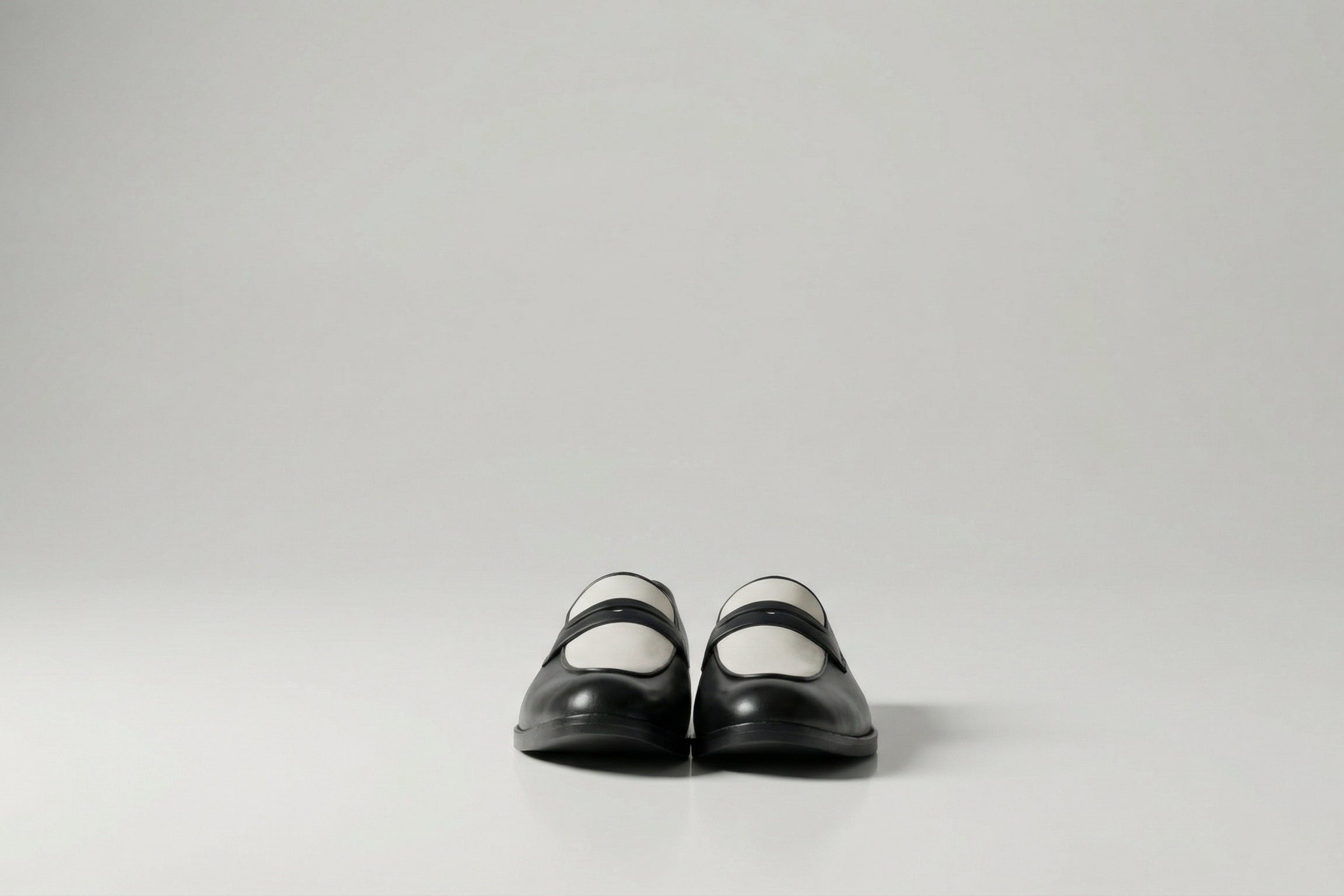 Bicolor Penny Loafer- Black